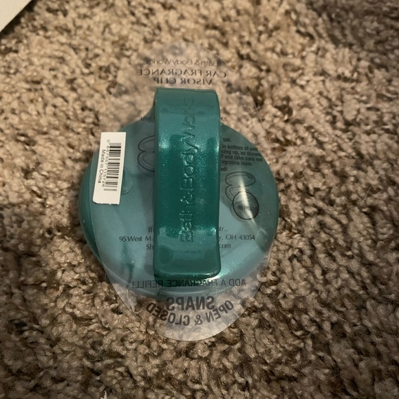 Bath & and bodyworks owl car scent holder clip nwt fragrance visor - Picture 2 of 2